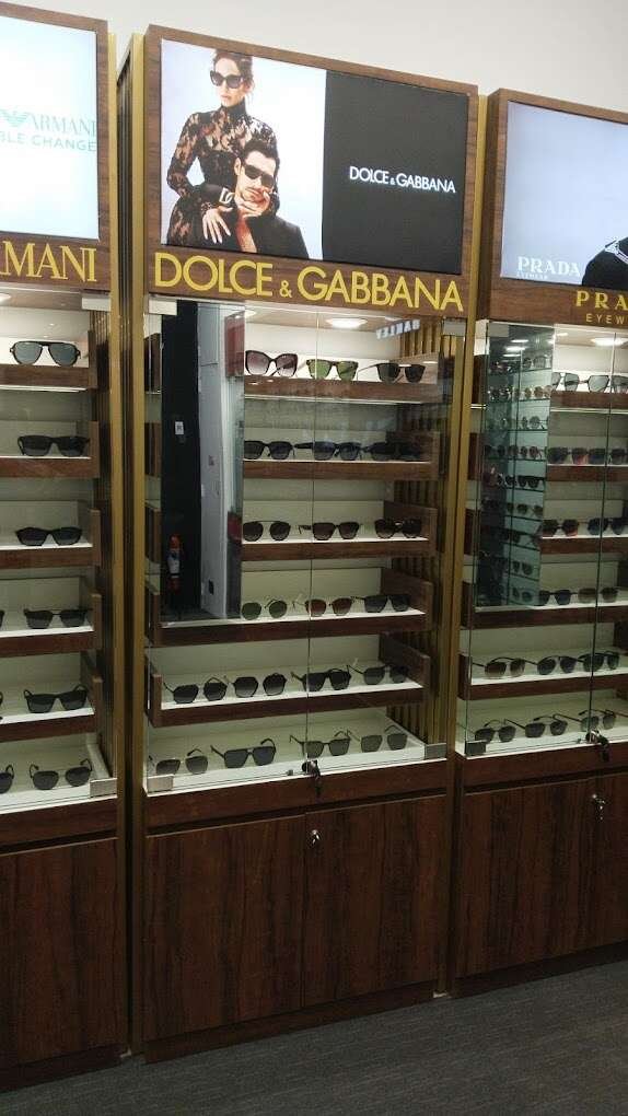 Ray-Ban & Oakley